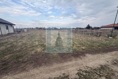 Teren Construcții intravilan de 500 mp, în Stupini - 2
