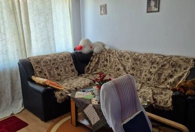 Apartament cu 3 camere decomandat, mobilat în Obor
