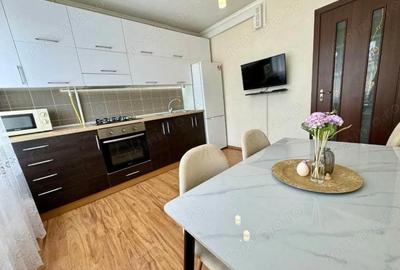 Garsonieră decomandată în Complex Studențesc