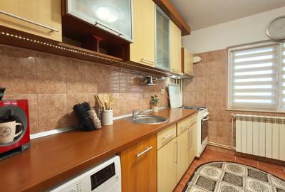 De inchiriat APARTAMENT 3 CAMERE DECOMANDAT ITC | 2 BAI | 2 PARCARI | ETAJ 1 - 7