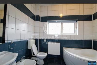 Spatiu Birouri Mall Vitan Parter si etaj 1 - 5