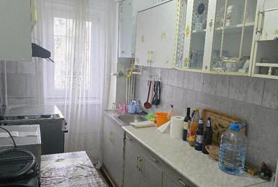 Vand apartament 2 camere in Deva, pe Al. Armatei, etaj 2, mobilat - 4