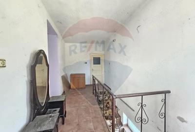 Casa de vanzare P+1E - 9