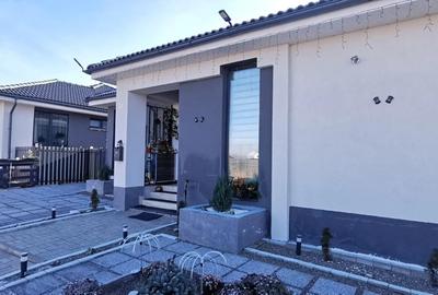 Casă cu 2 camere în Tărlungeni - 5