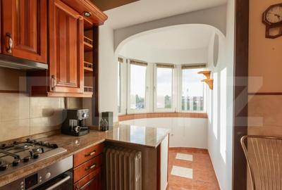 Apartament 3 camere, decomandat, 83 mp, etaj intermediar, zo - 6