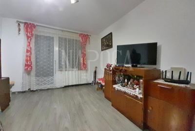 Apartament 3 camere de vanzare in Baciu - 2