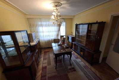 Apartament cu 2 camere semidecomandat, mobilat în Podu Roș - 1