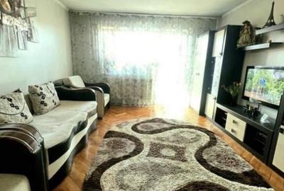 Apartament cu 3 camere, Cetate-Pia?a - 1
