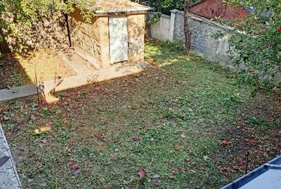 Casă cu Teren 308 Mp în Central - 5