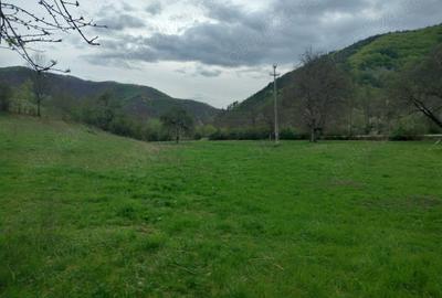 Teren de 2286 mp, în Vața de Sus - 2