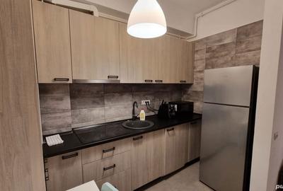 Garsonieră decomandată în Central - 8