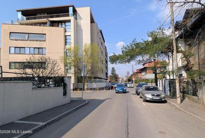 Apartament cu 3 camere decomandat în Panduri - 2