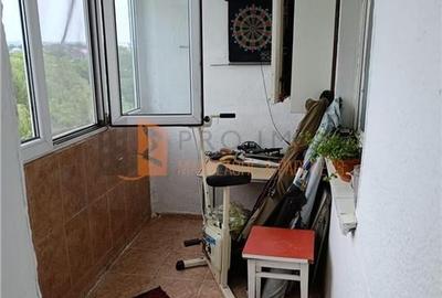 Apartament 3 camere confort 1 decomandat zona Brosteni - 13