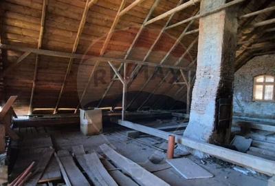 Casă cu 2 camere cu Teren 1804 Mp în Cața - 9