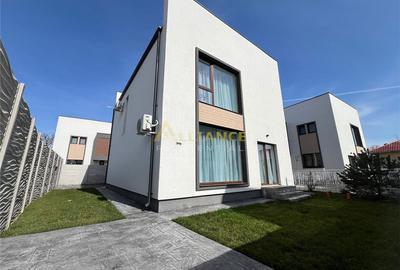 Casă individuală cu 5 camere cu Teren 300 Mp în Berceni
