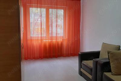 Inchiriez apartament 3 camere - 1