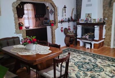 Casă cu 3 camere în Băbășești - 8