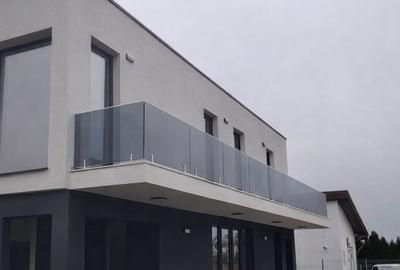 Casă cu 4 camere cu Teren 340 Mp în Micești - 16