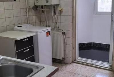 Apartament 3 camere decomandat, Calarasi 4, etaj 3. - 2