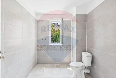 Casă individuală cu 8 camere cu Teren 81 Mp în Rahova - 15