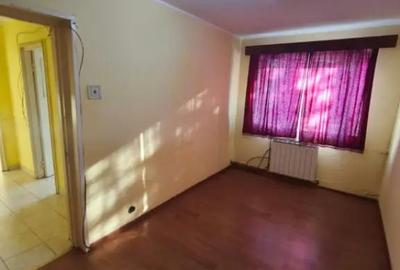 Apartament cu 3 camere semidecomandat în Central - 2