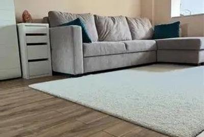 Apartament cu 2 camere decomandat în Steaua