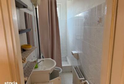 Casă cu 2 camere cu Teren 150 Mp în Titulescu - 3