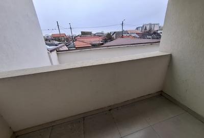 Casă individuală cu 14 camere cu Canalizare în Apărătorii Patriei - 27