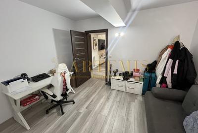 Apartament de 3 camere, zona Sud , bloc nou - 6