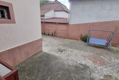 Casa solida parter si etaj zona semicentrala cu acces auto 159000 Euro - 10