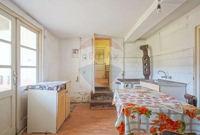 Casă cu 6 camere cu Teren 2134 Mp în Cincu - 23