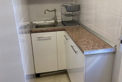 Garsonieră decomandată în Rovine - 1