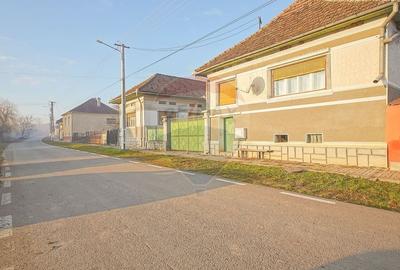 Comision 0%! 2 case Cincu, teren 2134mp, sura & curte libera - 34