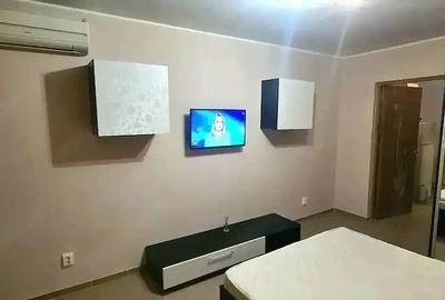 Garsonieră decomandată în Țiglina 1 - 8