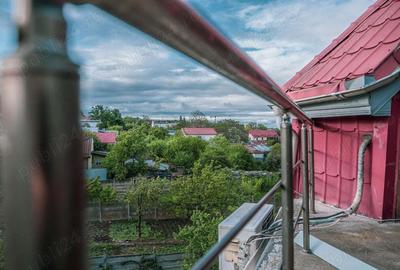 Casa de vanzare. 390000 negociabil - 9