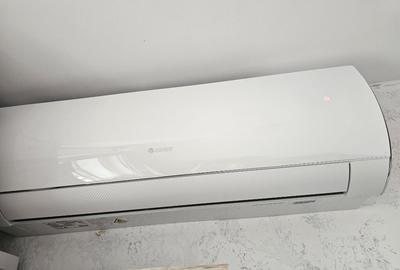 Camera de camin cu baie proprie in spate la Jumbo - 2