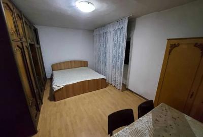 Apartament cu 3 camere decomandat în Independenței - 1