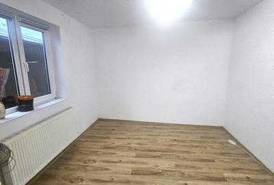 Casă individuală cu 4 camere cu Garaj în Central - 8