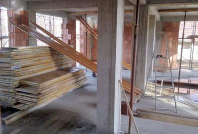 Casă cu 4 camere în Exterior Vest - 7