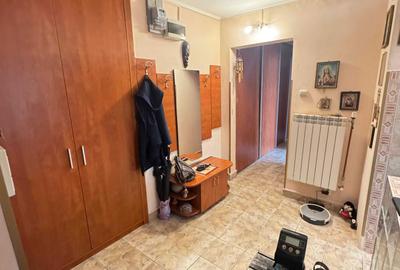 Apartament cu 3 camere decomandat în Gorjului - 1