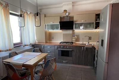 Apartament cu 2 camere - zona Tatarasi - Flora - 1