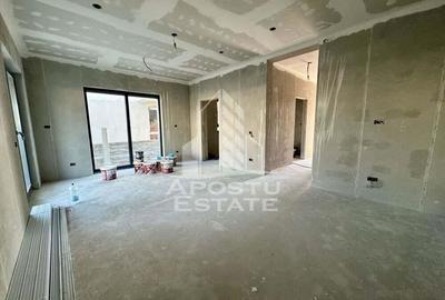 Casă cu 5 camere cu Teren 300 Mp în Giroc