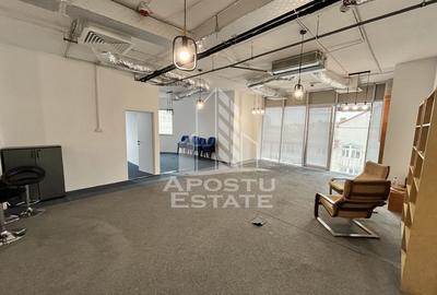 Birou, de 88 mp, în Gheorghe Lazăr
