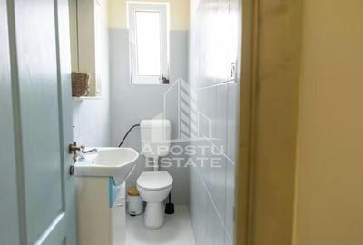 Apartament cu farmec istoric, Piața Victoriei, 63 mp utili , lift - 12