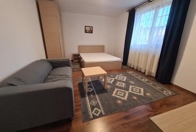 Garsoniera la 10 minute de metrou Aparatorii Patriei in zona de case DB1652 - 2