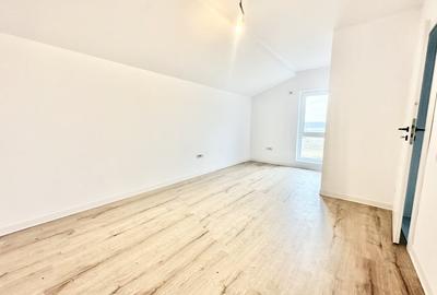 Duplex cu 3 camere spatios - Mosnita Veche - 9