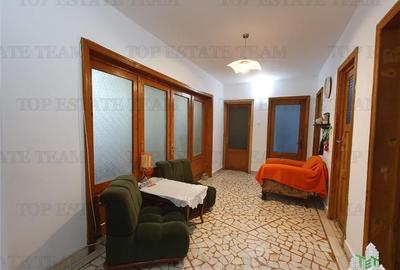 Oportunitate ultracentral  apartament 4 camere garaj boxa si curte Constanta - 3
