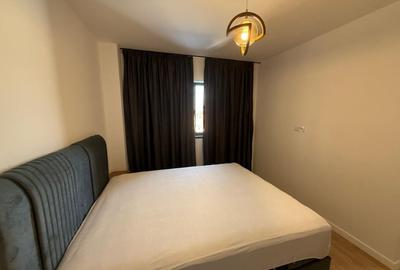 Apartament cu 3 camere semidecomandat în Km 5 - 14