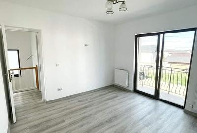 Casă cu 4 camere cu Teren 250 Mp în Miroslava - 8