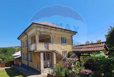 Casa / Vila cu 4 camere de vanzare in zona Central in... - 5